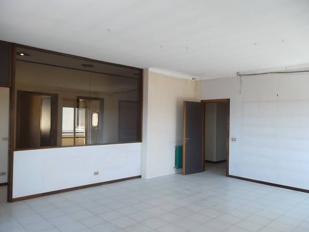 Appartamento a Matino in Viale Italia - Foto 4