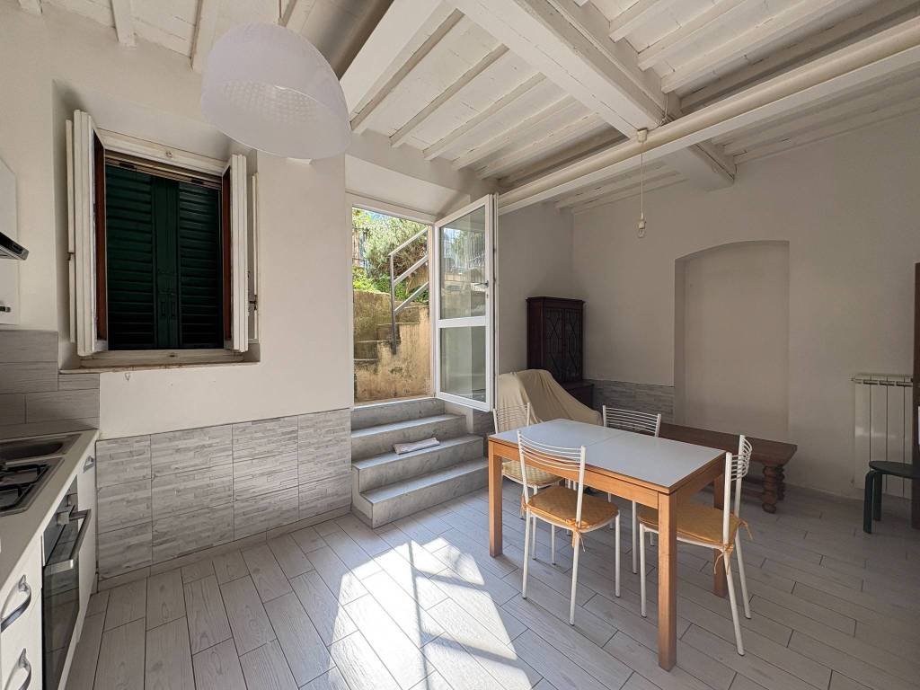 Appartamento a Vaiano in Via Giulio Braga - Foto 2