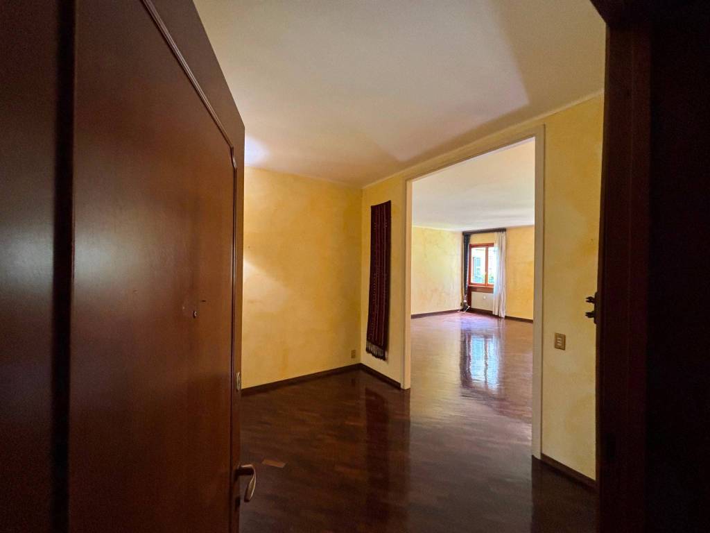 Appartamento a Merate in Viale Carlo Cornaggia - Foto 3