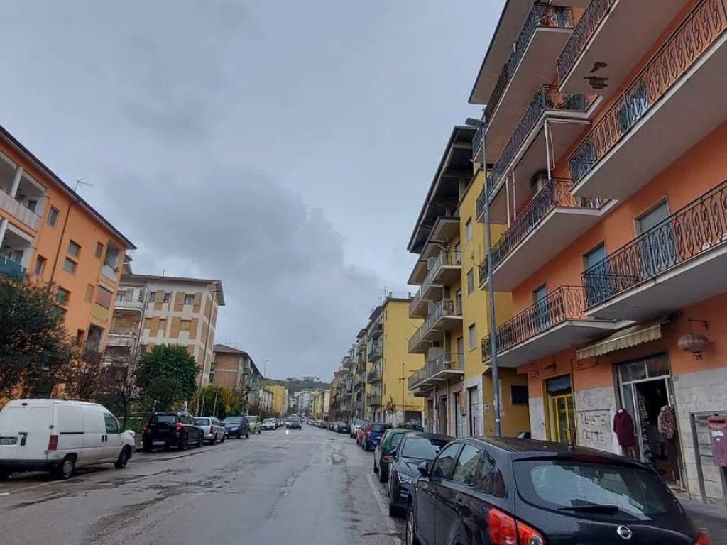 Appartamento a Benevento in Via Girolamo Vitelli - Foto 2