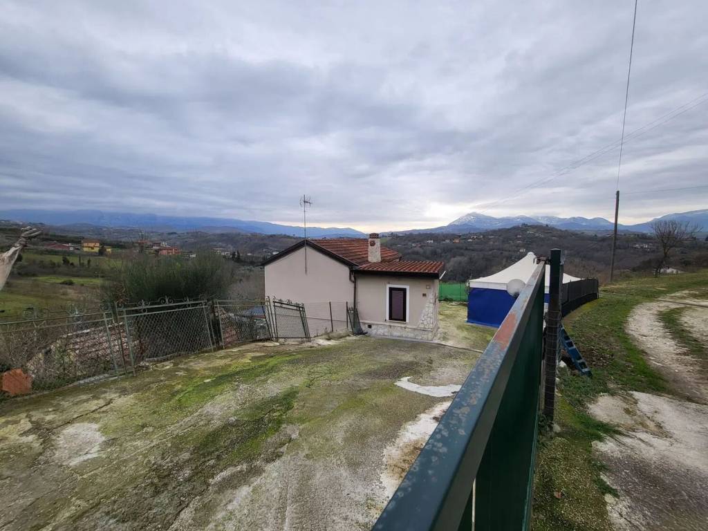 Villa a Benevento in Contrada Montecalvo - Foto 2