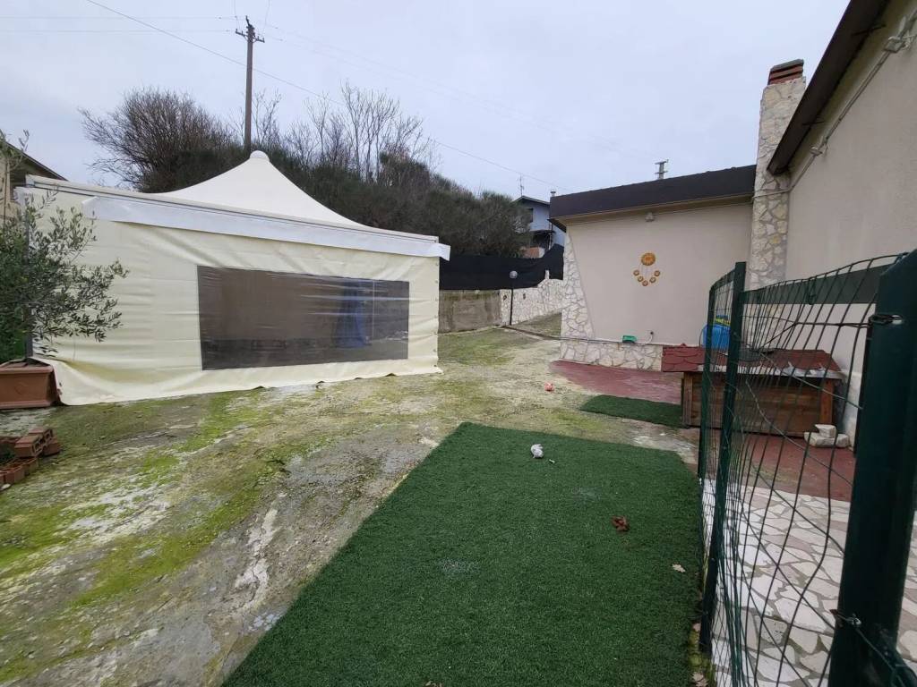 Villa a Benevento in Contrada Montecalvo - Foto 4