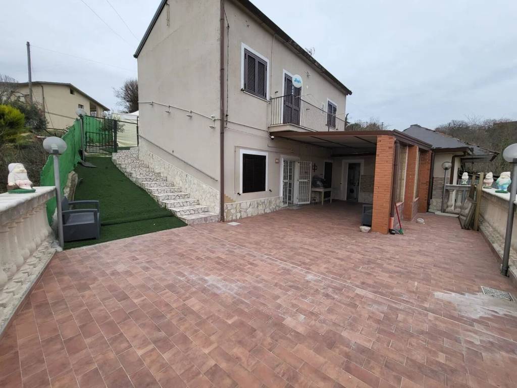 Villa a Benevento in Contrada Montecalvo - Foto 5