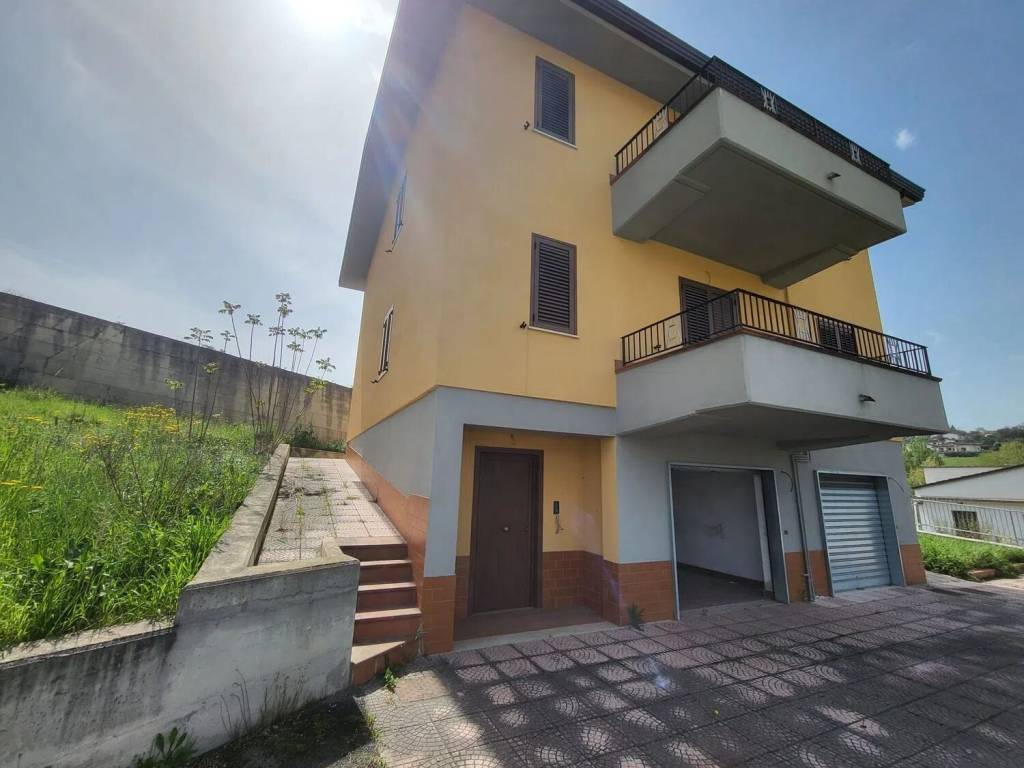 Villa a Benevento in Via Napoli - Foto 2