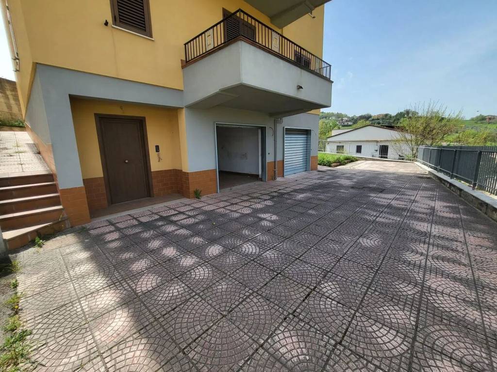 Villa a Benevento in Via Napoli - Foto 4