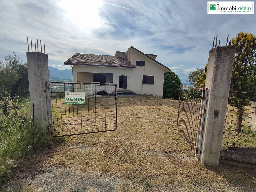 Villa a Picerno in Strada Pocamata - Foto 2
