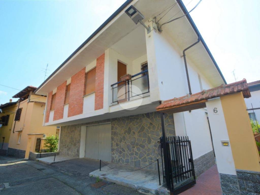 Casa indipendente a Miagliano in Via Giovanni Battista Molinaro, 6 - Foto 2