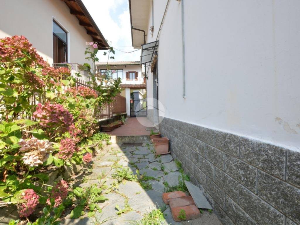 Casa indipendente a Miagliano in Via Giovanni Battista Molinaro, 6 - Foto 3