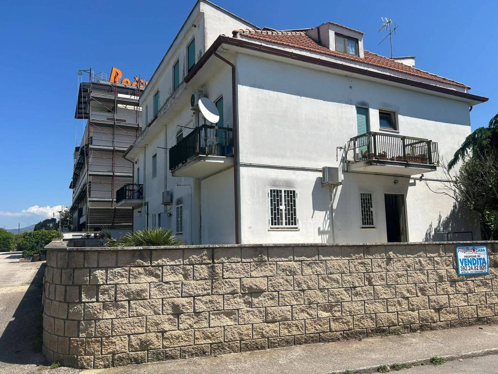 Appartamento a Aprilia in Via della Piana - Foto 2