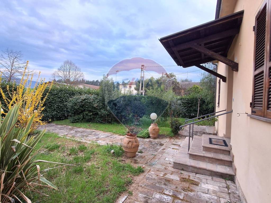 Villa a Foligno in Via Angelo Clareno, 2 - Foto 3
