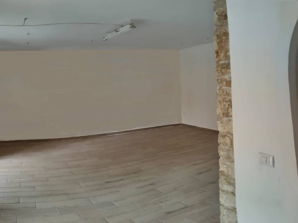 Immobile a Pietrelcina in Piazza Santissima Annunziata, 4 - Foto 4