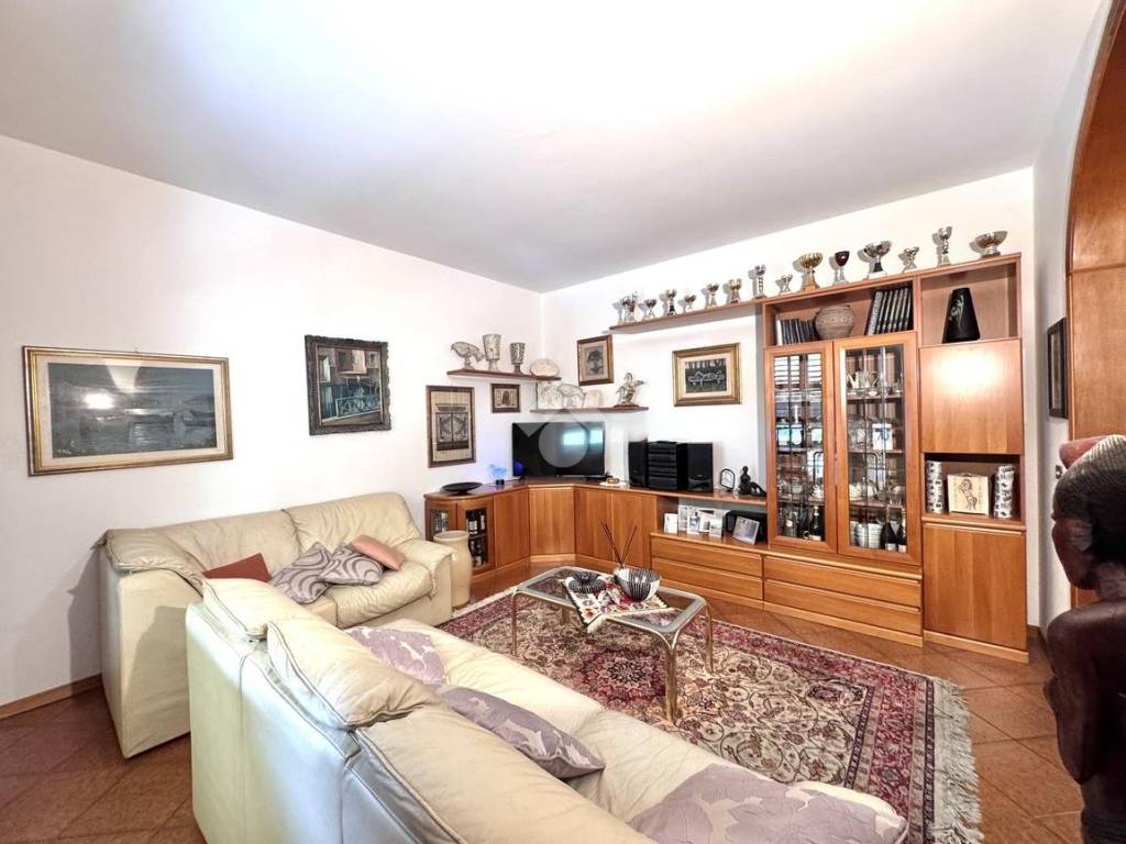 Villa a Montemurlo in Via Tiepolo, 1 - Foto 4