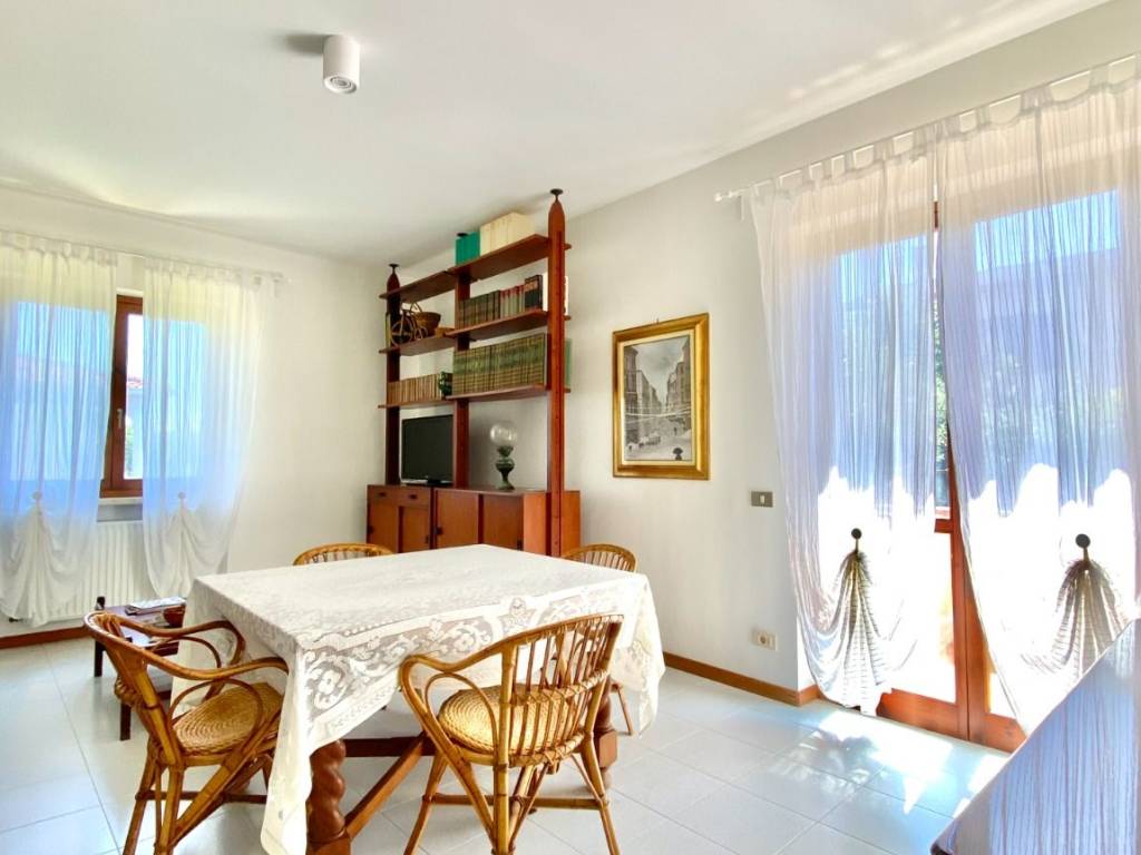 Villa a Sutri in Via dei Condotti, 26 - Foto 3