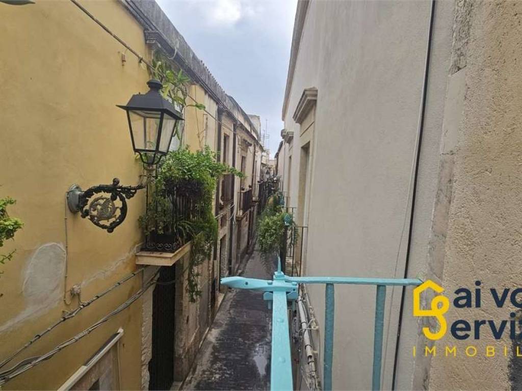 Appartamento a Siracusa in VIA MARIO MINNITI - Foto 2