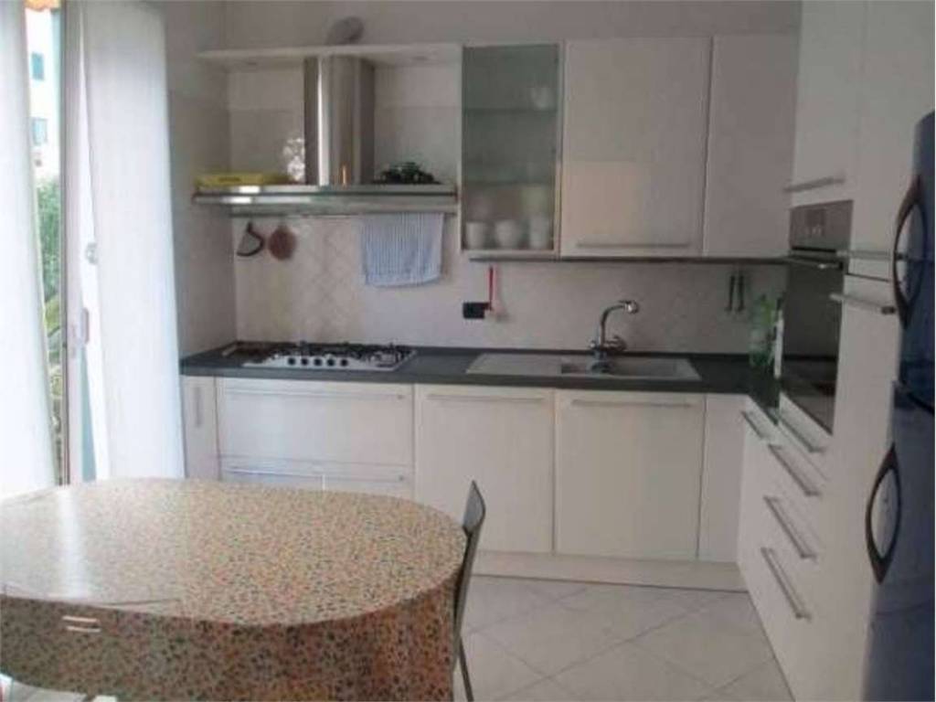 Casa indipendente a Loano in Giacomo Matteotti, 0 - Foto 2