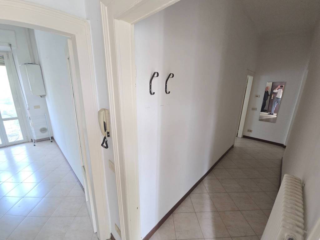 Appartamento a Pavia in Viale Giacomo Matteotti, 36 - Foto 4