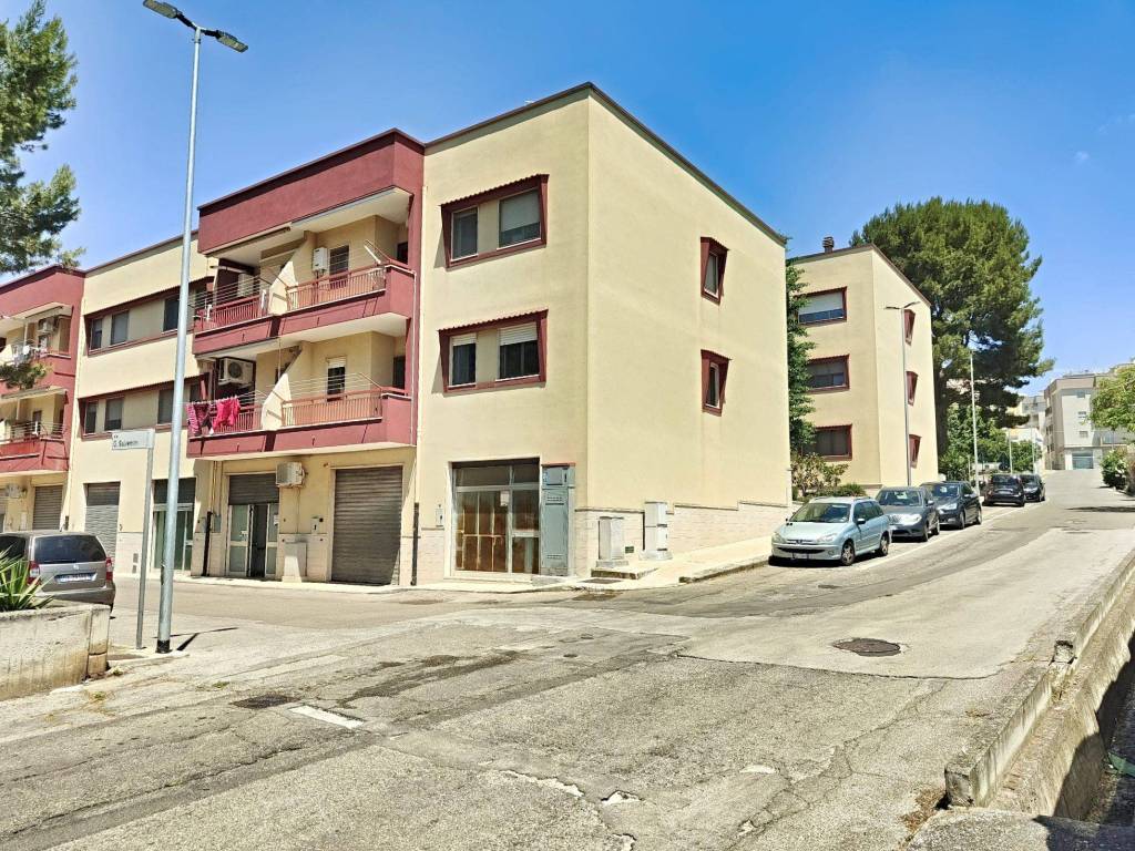 Box / garage a Putignano in Via Gaetano Salvemini - Foto 3