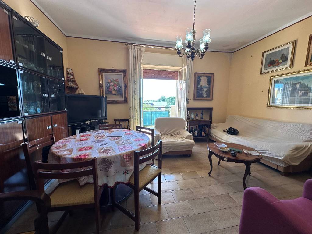 Appartamento a Modugno in Via Lucca, 22 - Foto 2