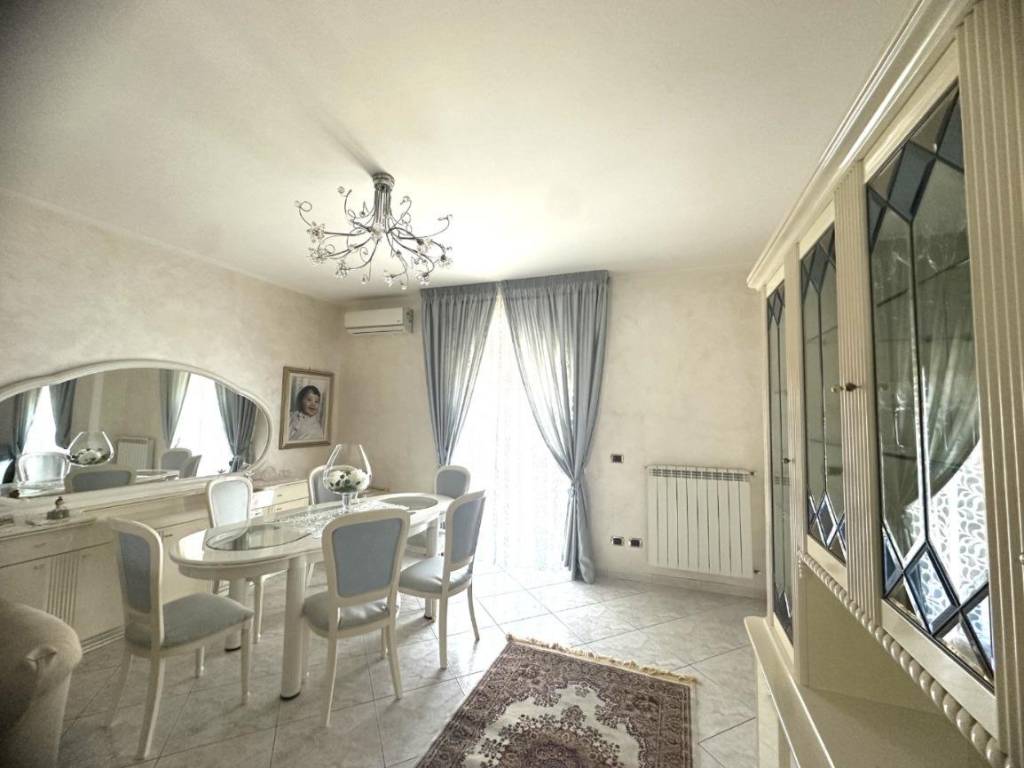 Appartamento a Lamezia terme in Via Enrico Toti, 15 - Foto 4