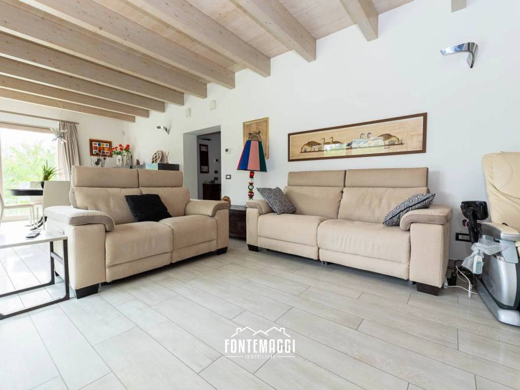 Villa a Cagli in Via Luigi Pirandello - Foto 3