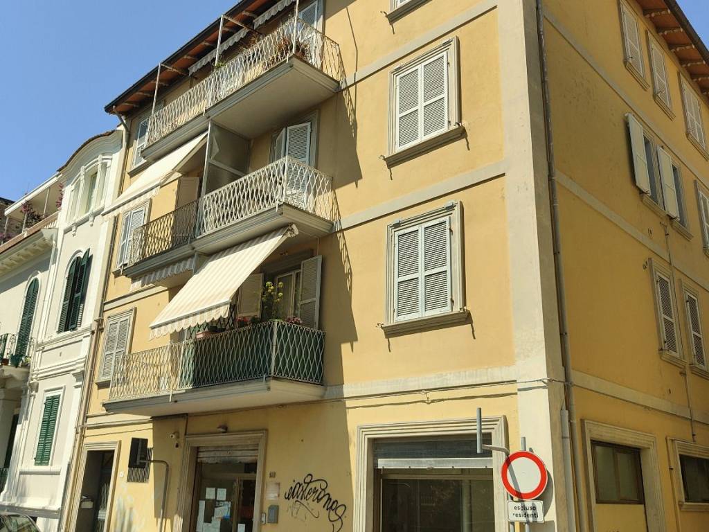 Appartamento a Grottammare in Viale Francesco Crucioli, 149 - Foto 2