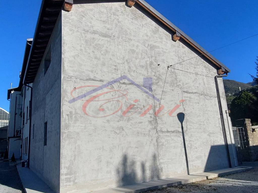 Appartamento a Calolziocorte in Via Bergamo - Foto 2