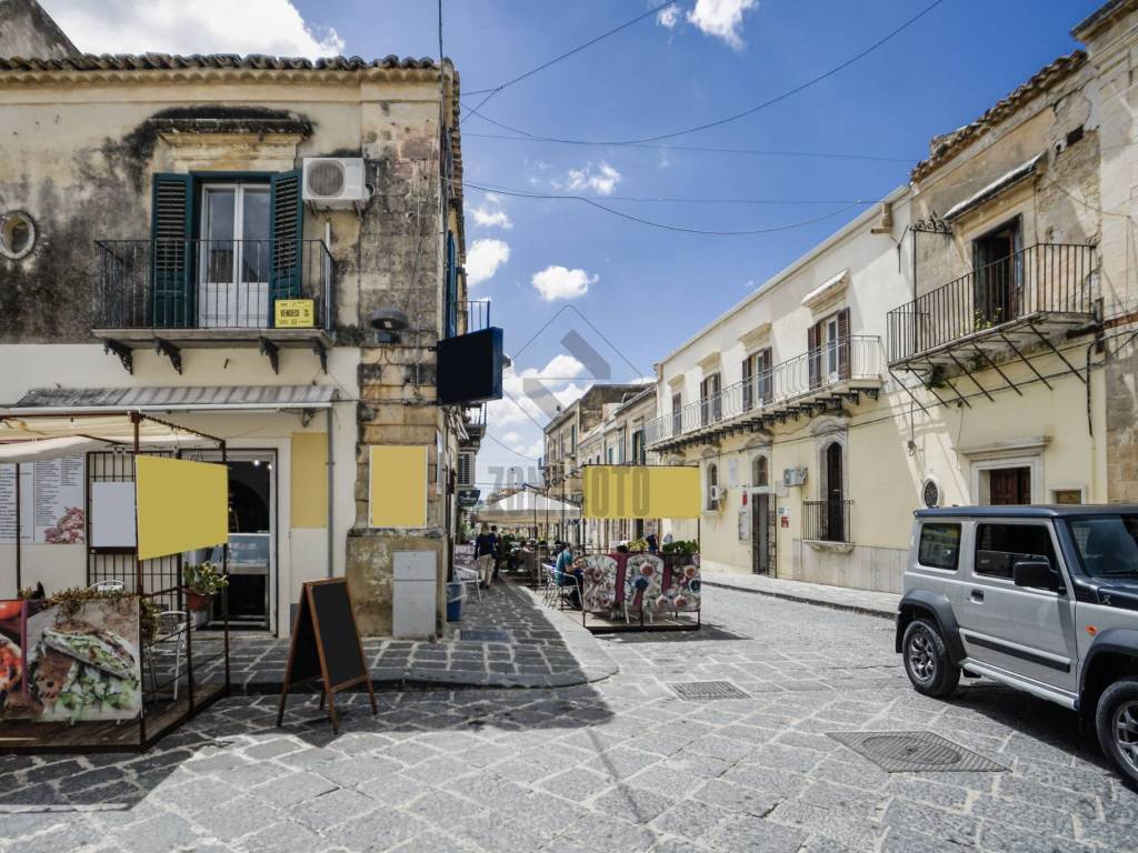 Appartamento a Noto in Via Salvatore la Rosa, 19 - Foto 3