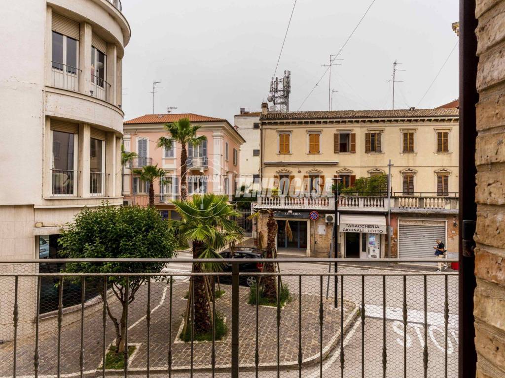 Appartamento a Civitanova marche in Via della Vela 10 - Foto 3
