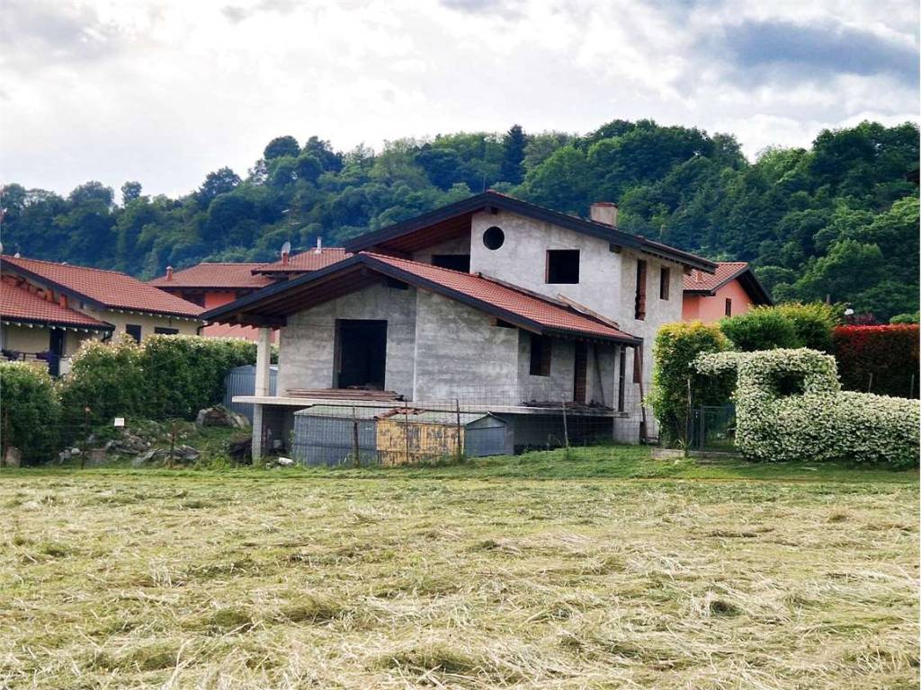 Villa a Monvalle in Via dell'Acquedotto, 21 - Foto 3