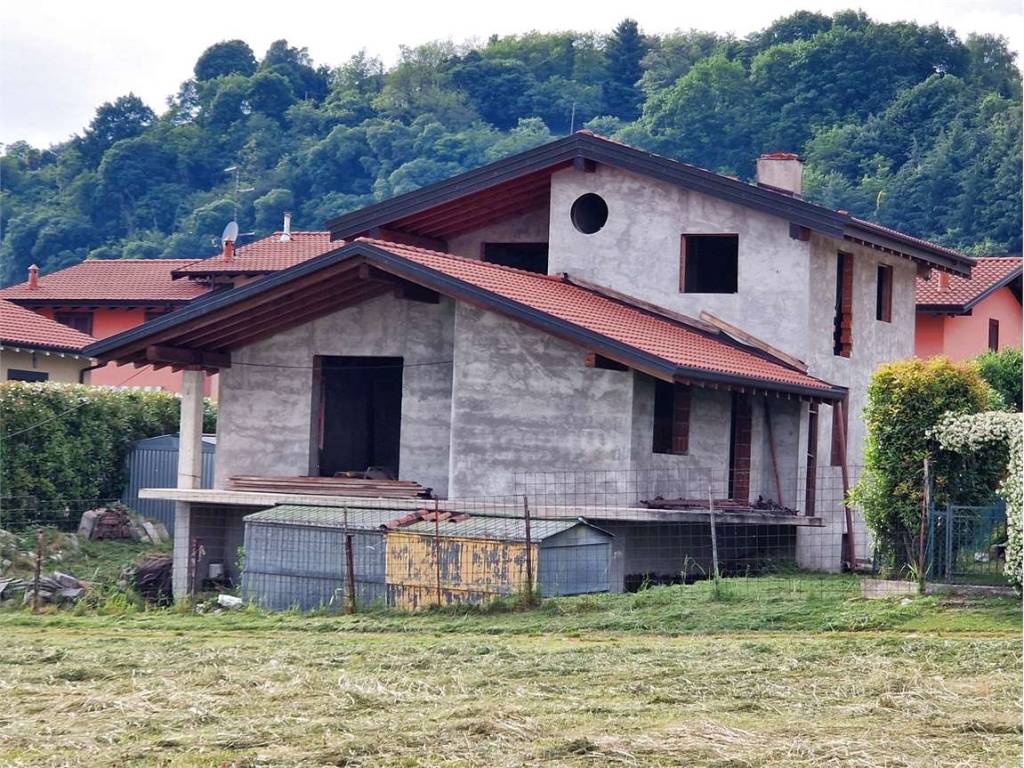 Villa a Monvalle in Via dell'Acquedotto, 21 - Foto 4