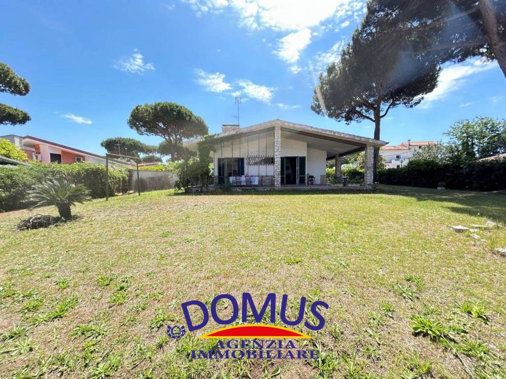 Villa a San felice circeo in Via Terracina, 104 - Foto 5