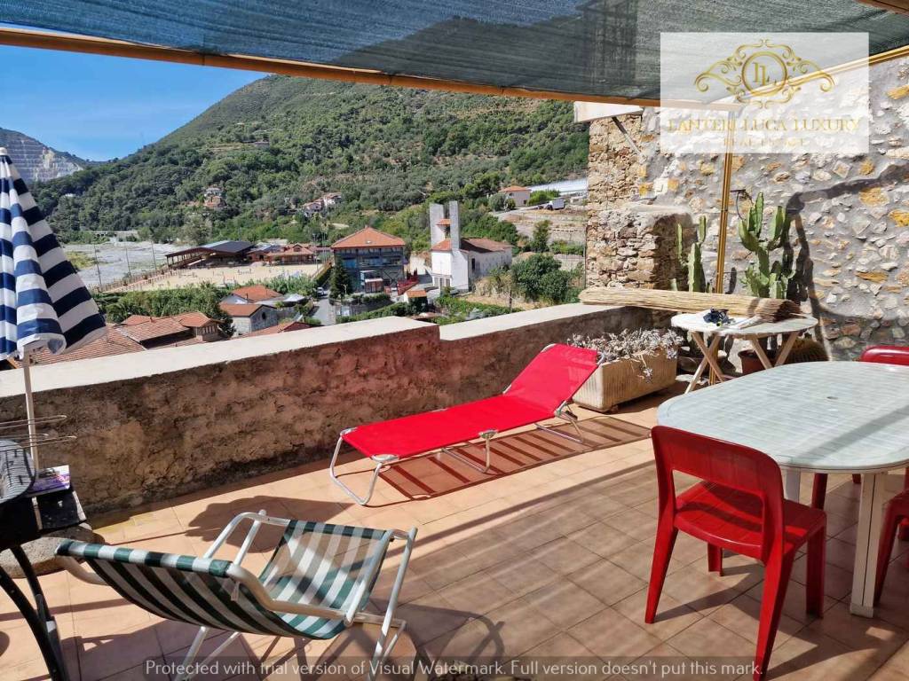 Casa indipendente a Ventimiglia in Frazione Varase - Foto 3