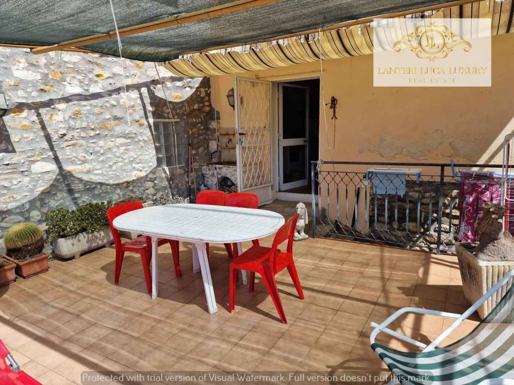 Casa indipendente a Ventimiglia in Frazione Varase - Foto 4