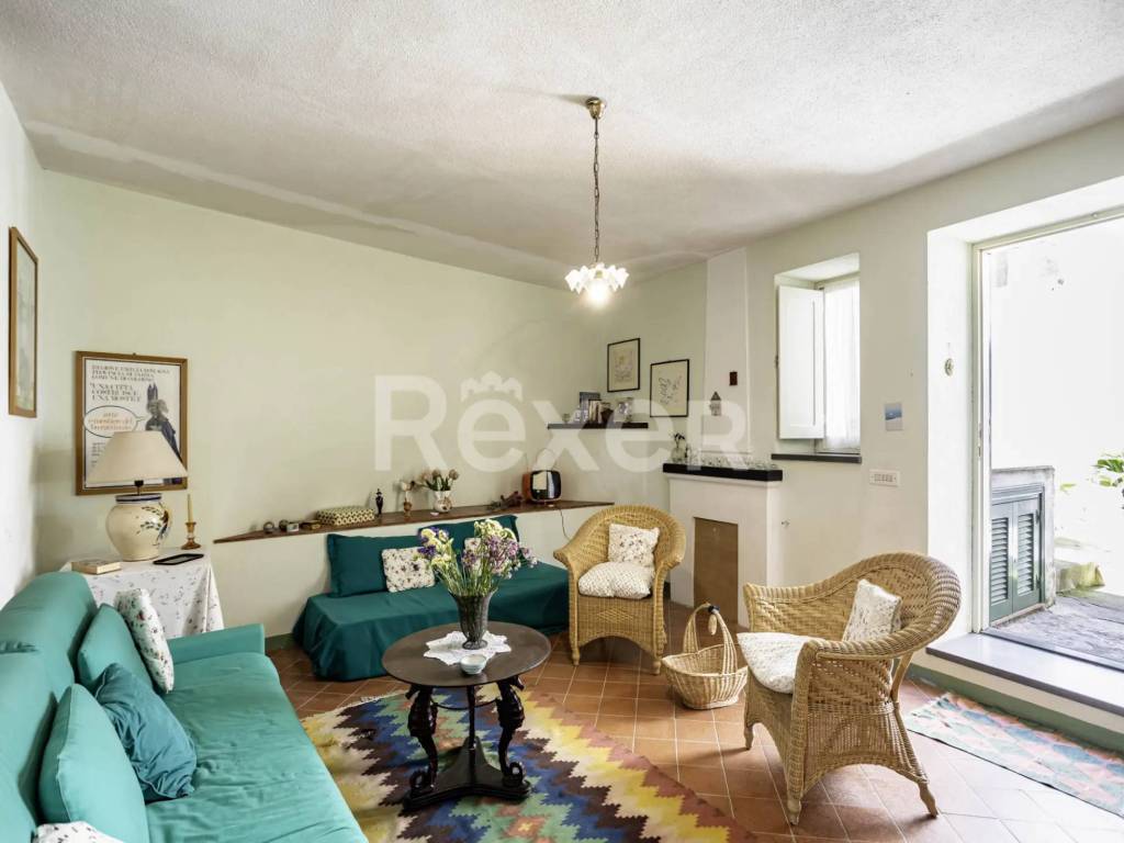 Casa indipendente a Maratea in Via Carlo Mazzei, 4 - Foto 2