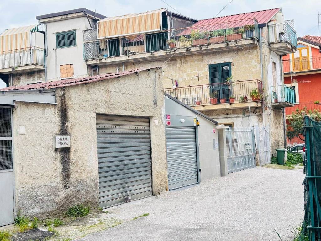 Box / garage a Bellizzi in Via Alessandro Manzoni, 45 - Foto 4