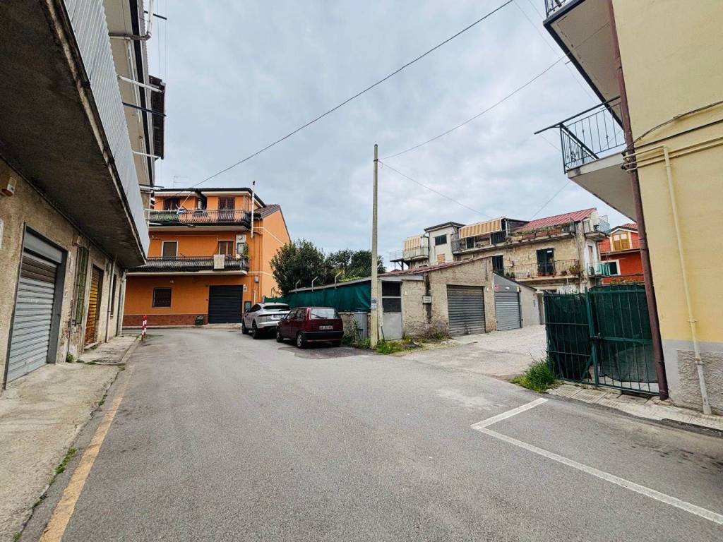 Box / garage a Bellizzi in Via Alessandro Manzoni, 45 - Foto 5