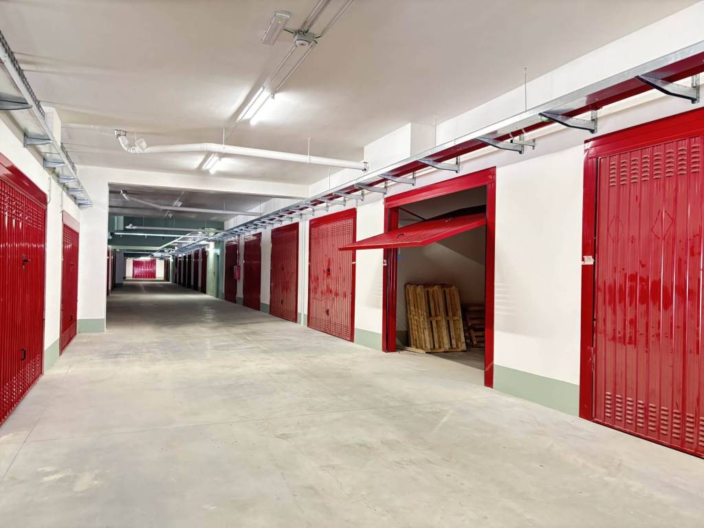 Box / garage a Montecorvino pugliano in Viale Stella Maris - Foto 4