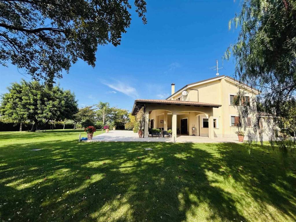 Villa a Battipaglia in Via Strada Provinciale 135, 119 - Foto 5
