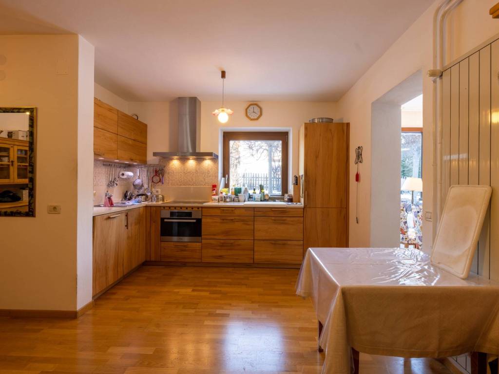 Villa a Fiè allo sciliar in Via Costantino, 2 - Foto 4