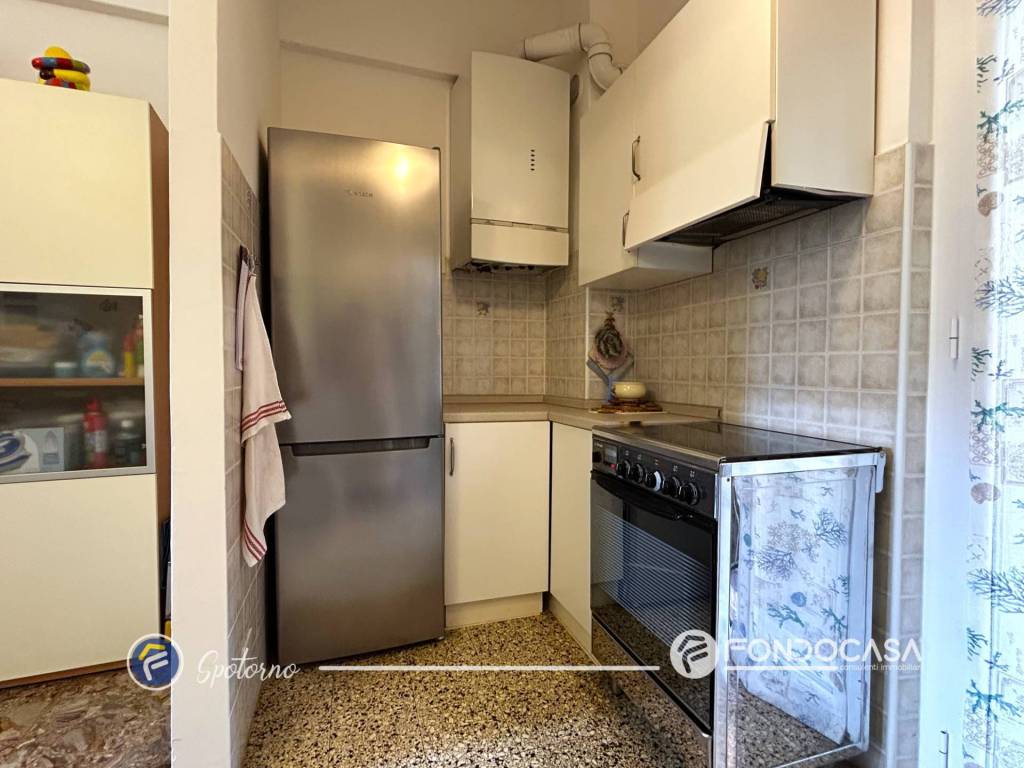 Appartamento a Spotorno in Via Liguria - Foto 5