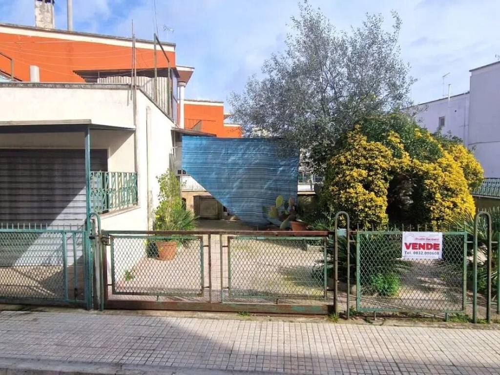 Appartamento a Monteroni di lecce in Via Trento, 33 - Foto 2