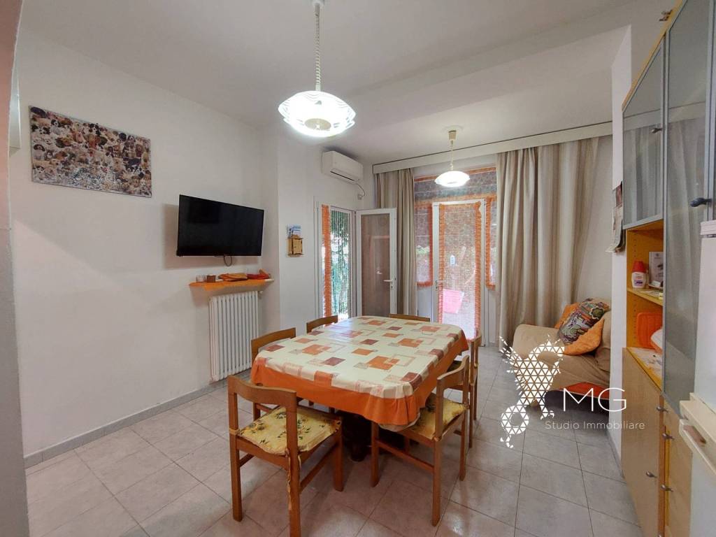 Appartamento a Rosignano marittimo in Via Edmondo De Amicis - Foto 2