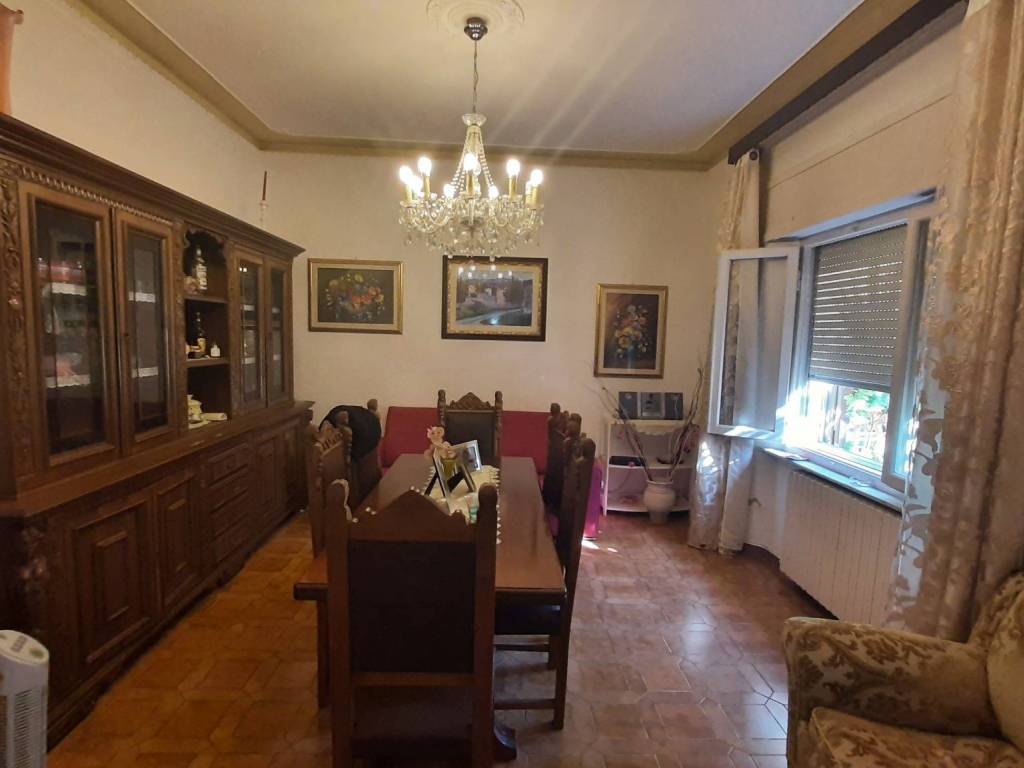 Appartamento a Rosignano marittimo in Piazza Risorgimento - Foto 3