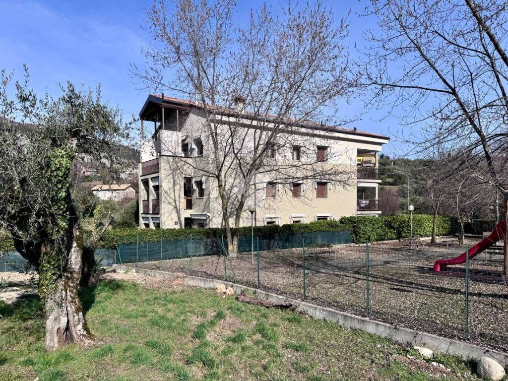 Appartamento a Costermano sul garda in Via cà morel, 3 - Foto 3