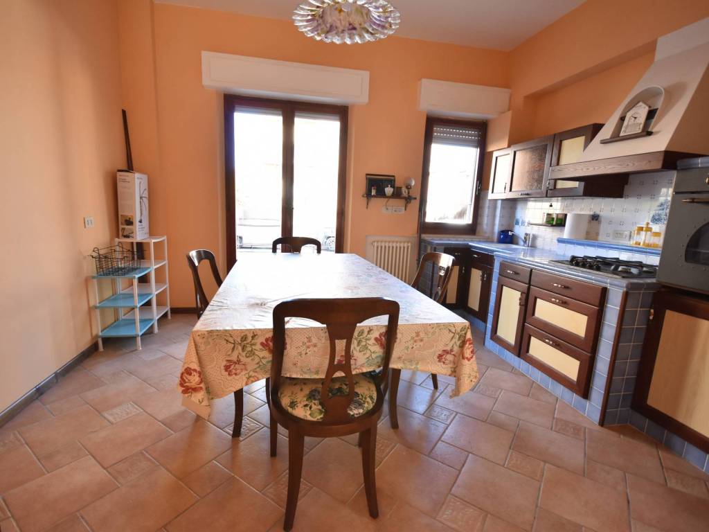 Appartamento a Chiaravalle in Via Giuseppe Verdi - Foto 2