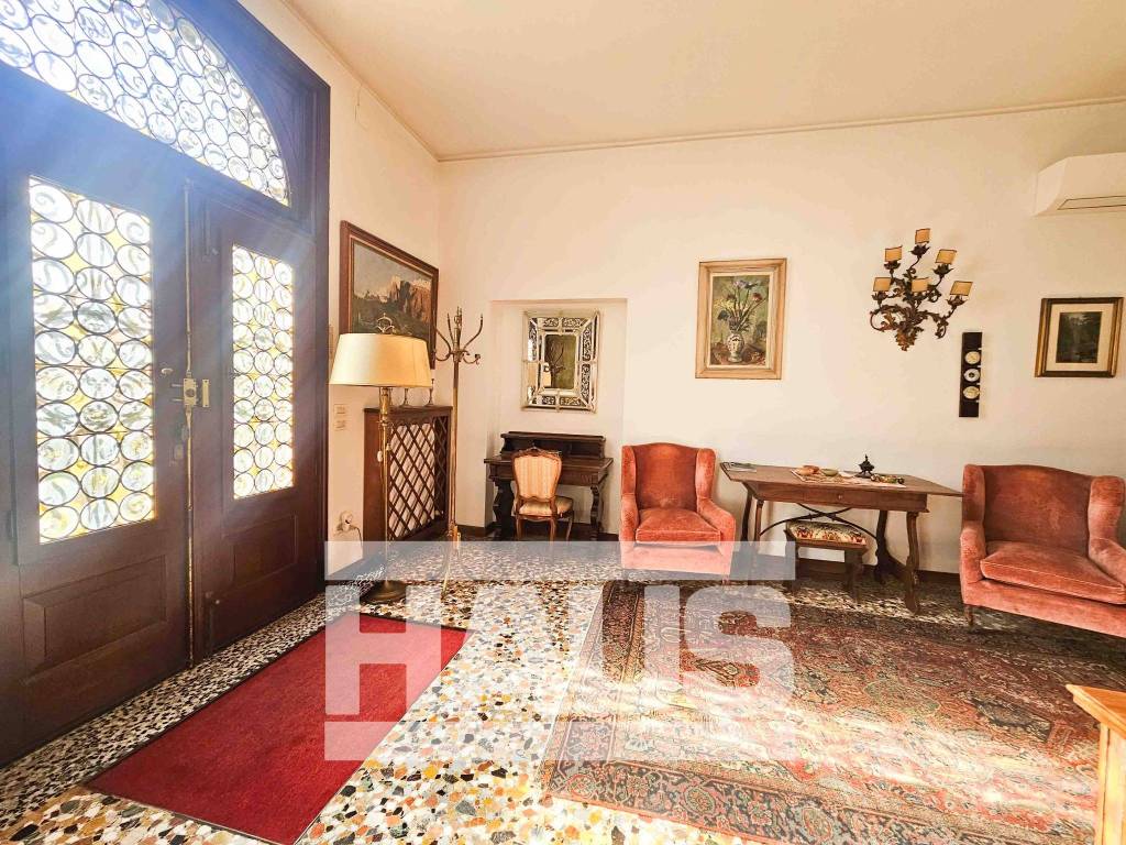 Villa a Venezia in Via Antonio Loredan - Foto 3