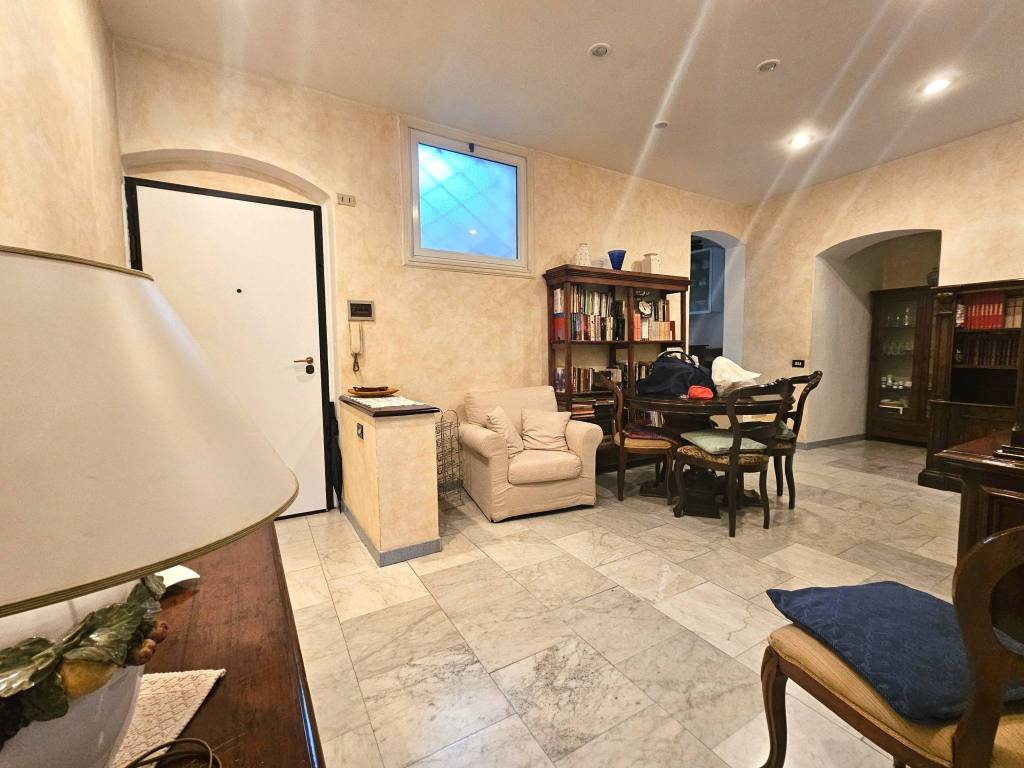 Appartamento a Sarzana in Via Giuseppe Mazzini, 82 - Foto 2