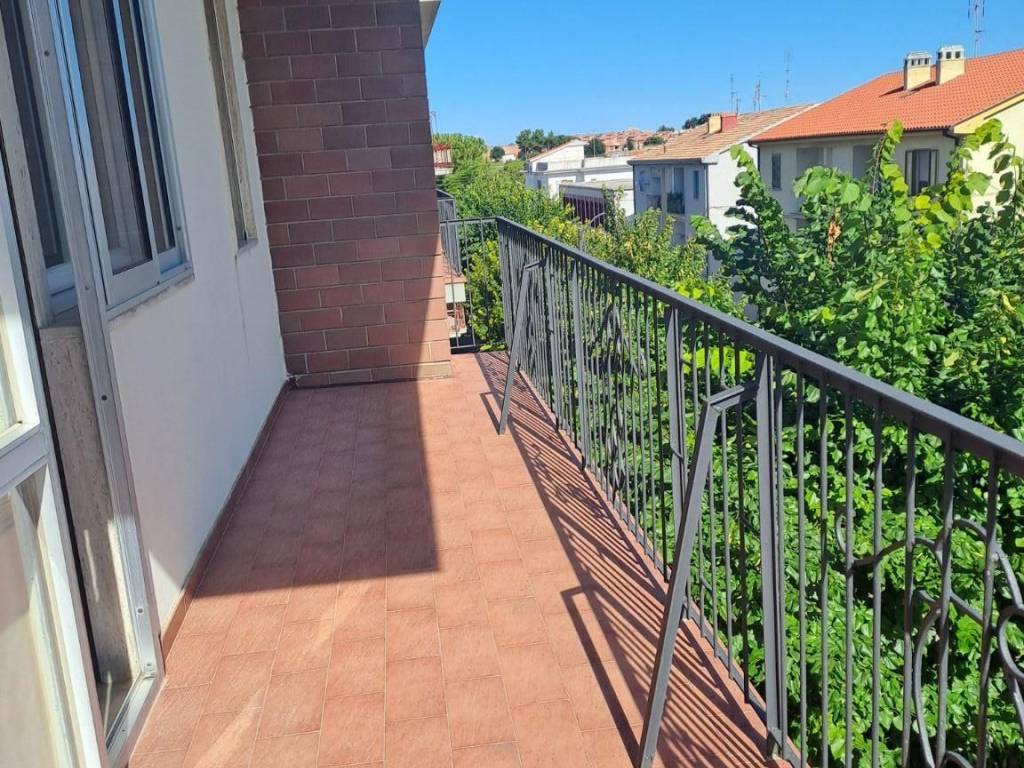 Appartamento a Larino in Viale Giulio Cesare - Foto 3