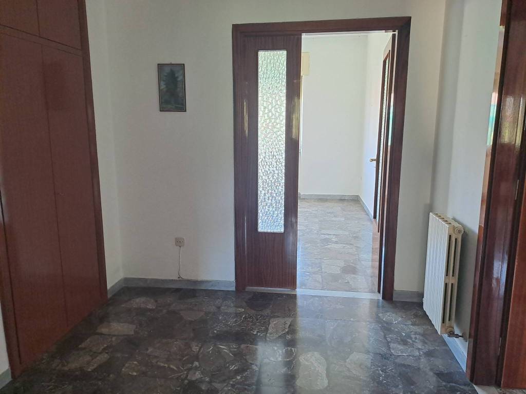 Appartamento a Larino in Viale Giulio Cesare - Foto 4