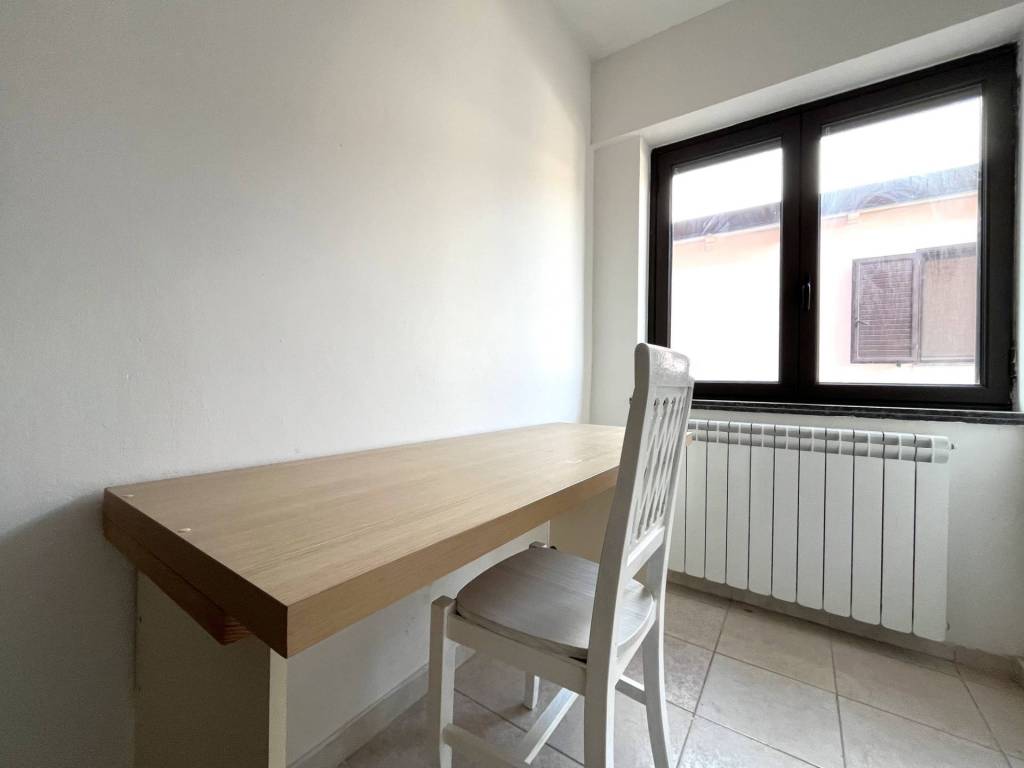 Appartamento a Borgia in Via Giuditta Levato - Foto 5